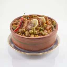 طاجن لحم مع الأرز والخضار